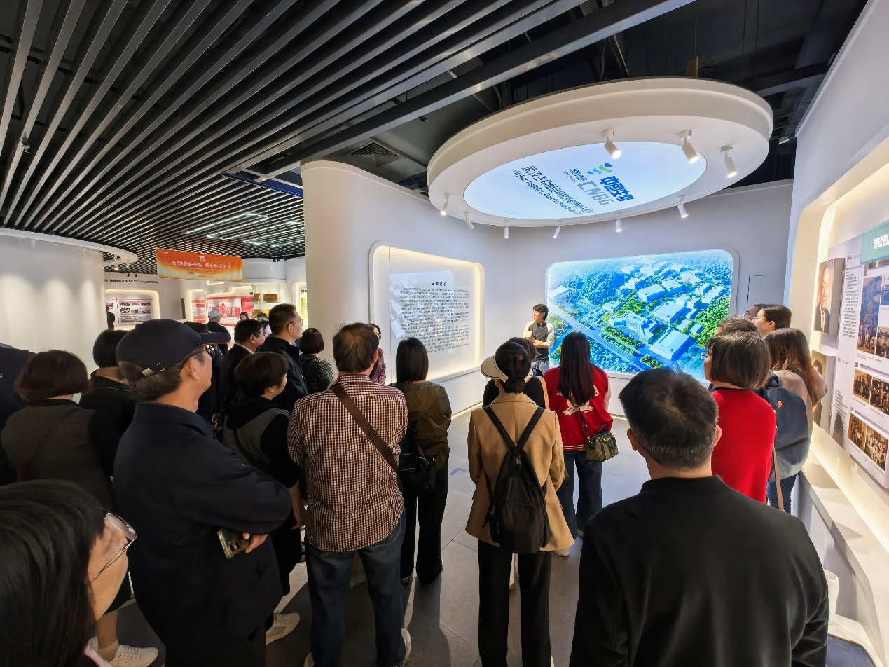 ccc3d621-8341-45c1-8323-dcaf87b08014.jpg